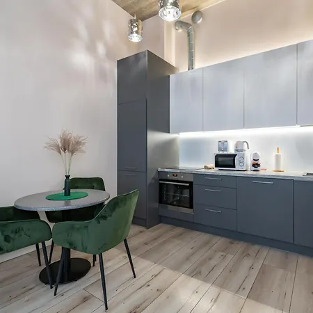 Shanti Barracks #2 By Polo Apartment