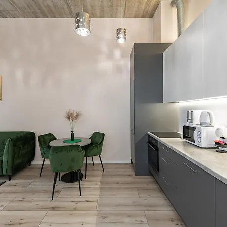 Shanti Barracks #2 By Polo Apartment Kaunas